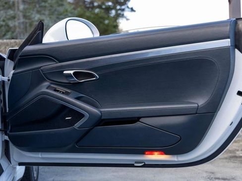 Used 2017 Porsche 911 Carrera 4S image 57