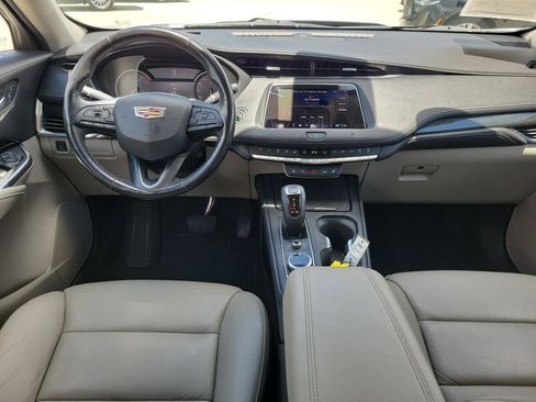 Used 2019 Cadillac XT4 Premium Luxury w/ Cold Weather Package FWD image 13