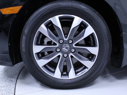 Used 2024 Honda Odyssey EX-L image 10