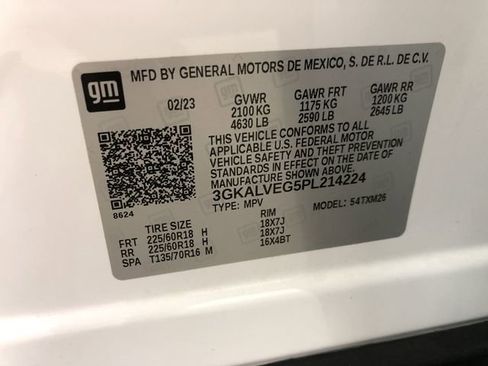 Used 2023 GMC Terrain SLT w/ Infotainment Package II image 33