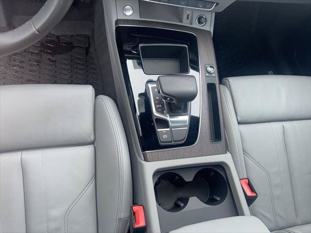 Used 2023 Audi Q5 2.0T Premium w/ Convenience Package AWD/4WD image 41