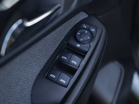 Used 2025 Chevrolet TrailBlazer LT FWD image 22