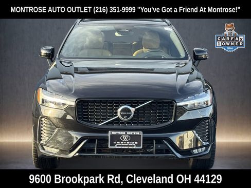 Used 2023 Volvo XC60 B5 Ultimate w/ Climate Package image 9