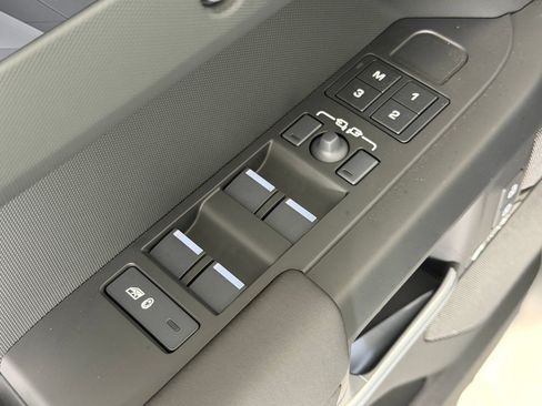 New 2026 Land Rover Defender 110 S AWD/4WD image 13