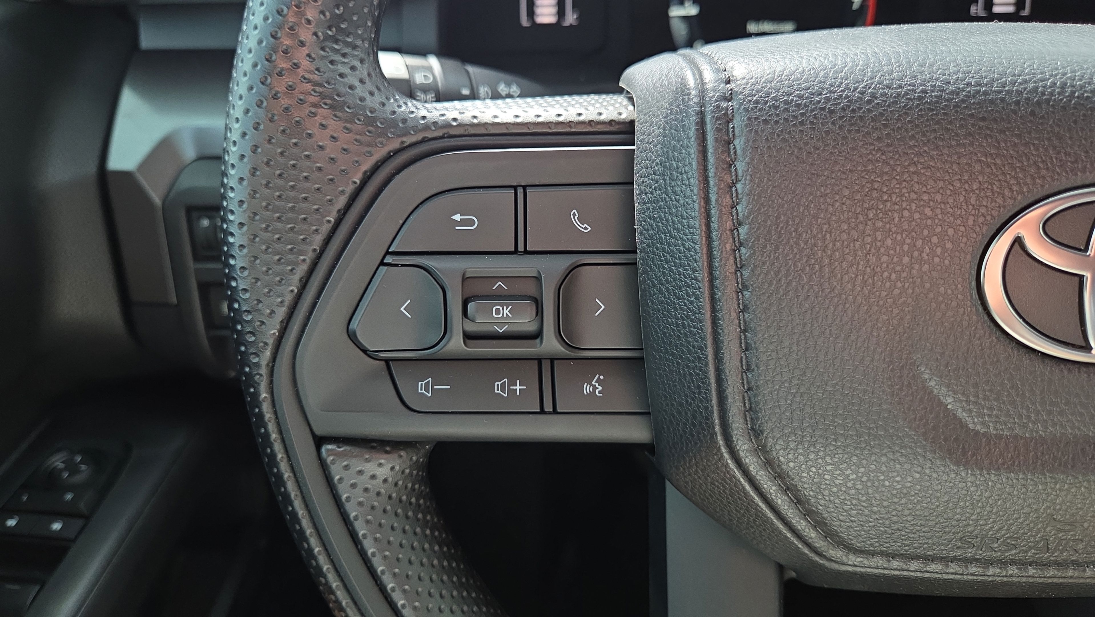 Certified 2026 Toyota Tacoma SR5 AWD/4WD image 26