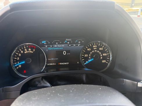 Used 2015 Ford F150 Lariat w/ Equipment Group 501A Mid image 2