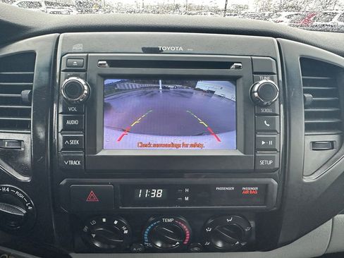 Used 2013 Toyota Tacoma 4x4 Access Cab w/ Convenience Pkg image 16