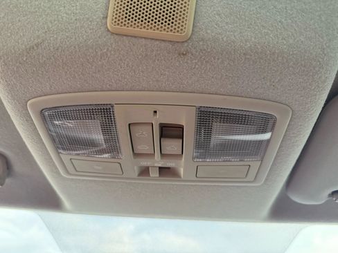 Used 2012 MAZDA MAZDA3 i Touring image 28