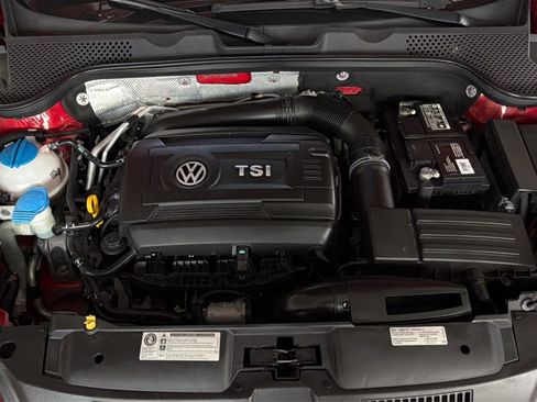 Used 2014 Volkswagen Beetle R-Line FWD image 9