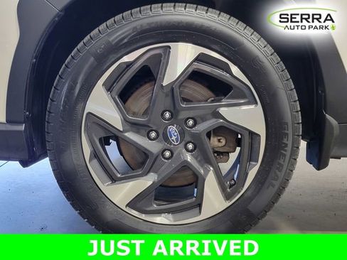 Used 2024 Subaru Crosstrek 2.5i Limited w/ Crosstrek Mirror Package AWD/4WD image 10