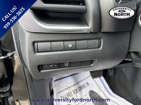 Used 2023 Nissan Rogue SV image 14