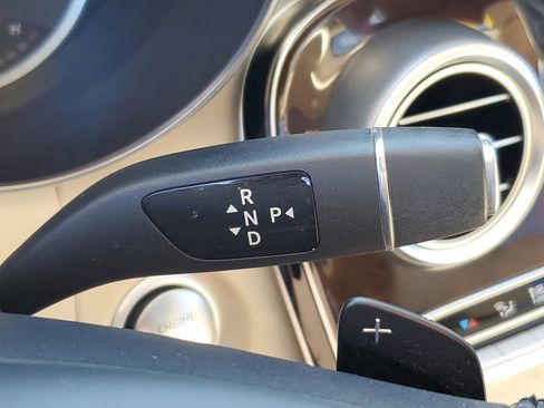 Used 2018 Mercedes-Benz GLC 300 image 24