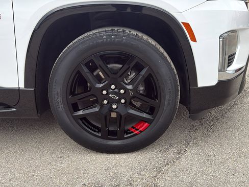 Used 2023 Chevrolet Traverse Premier w/ Redline Edition image 31