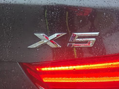 Used 2018 BMW X5 xDrive35i image 9