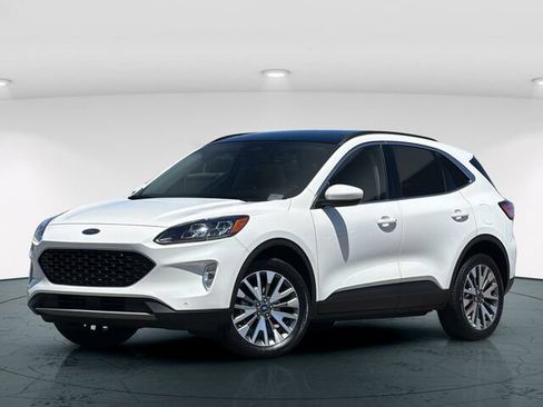 Used 2022 Ford Escape Titanium w/ Class II Trailer Tow Package AWD/4WD image 2