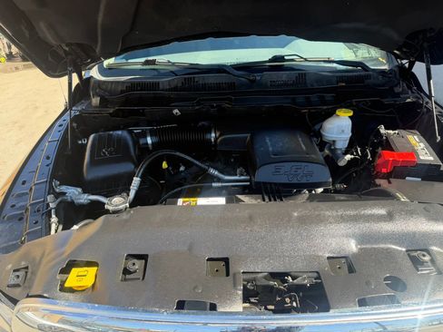 Used 2020 RAM 1500 Tradesman w/ Tradesman SXT Package image 23