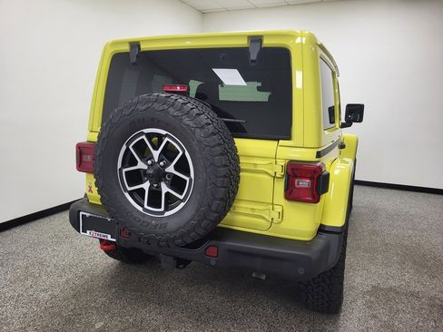 Used 2024 Jeep Wrangler Rubicon image 20