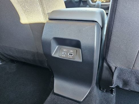 Certified 2025 Subaru Crosstrek 2.0i Premium image 20