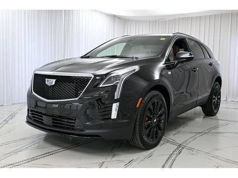 New 2026 Cadillac XT5 Sportv w/ LPO, Onyx Lite Package image 4