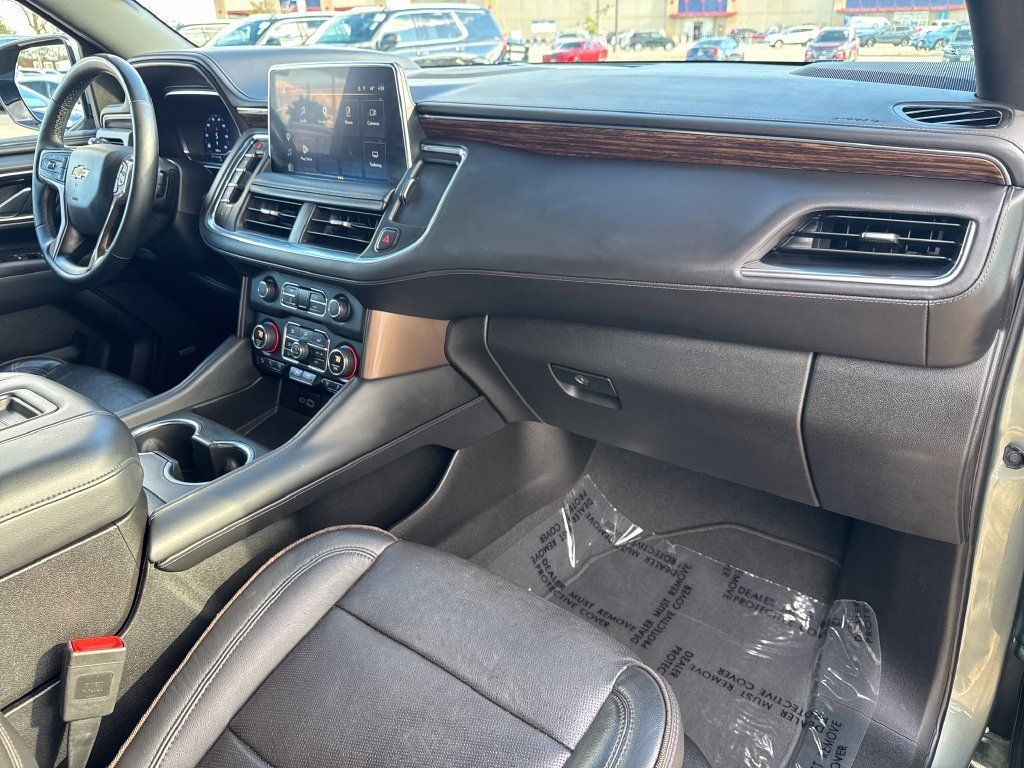 Used 2024 Chevrolet Tahoe High Country AWD/4WD image 42