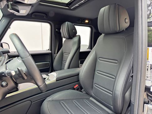 Used 2021 Mercedes-Benz G 550 image 43
