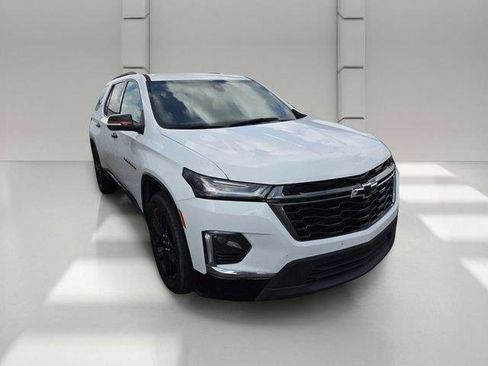 Used 2023 Chevrolet Traverse Premier w/ Redline Edition FWD image 3