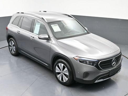 Used 2023 Mercedes-Benz EQB 250+ 250+ w/ Exclusive Package image 45