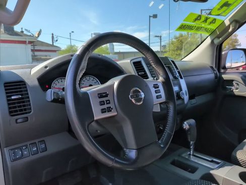 Used 2015 Nissan Frontier PRO-4X AWD/4WD image 27