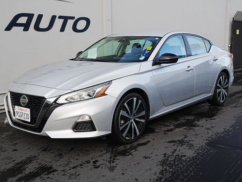 Used 2022 Nissan Altima 2.5 SR image 7