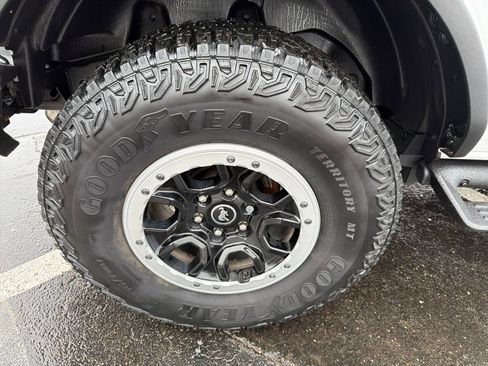 Used 2023 Ford Bronco Big Bend w/ Sasquatch Package image 32