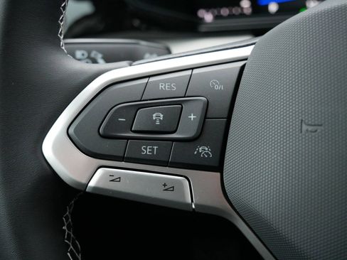 New 2026 Volkswagen Taos S image 9