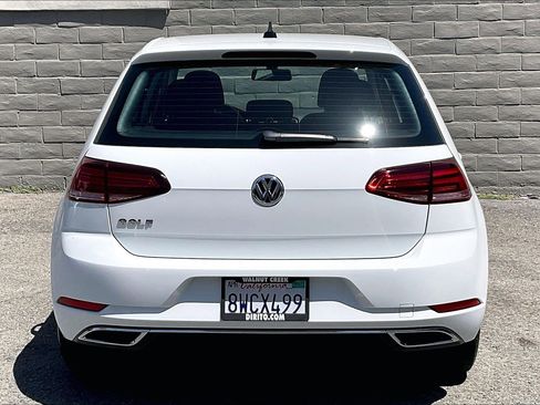 Certified 2021 Volkswagen Golf 4-Door FWD image 3