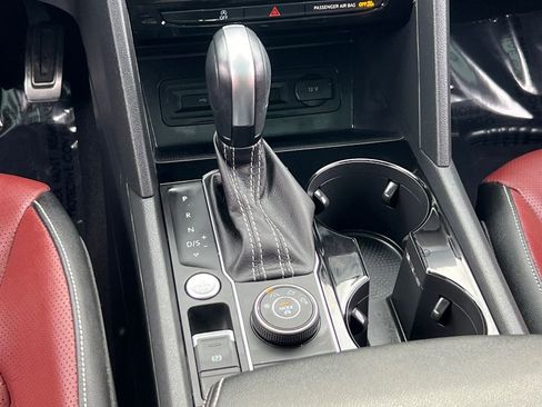 Certified 2023 Volkswagen Atlas Cross Sport SEL Premium R-Line image 26