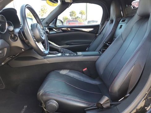Used 2019 MAZDA MX-5 Miata Grand Touring image 13