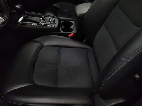 Used 2019 MAZDA CX-5 Touring image 18