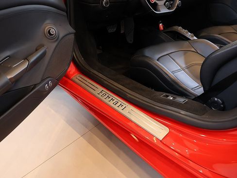 Certified 2018 Ferrari 488 Spider RWD image 99