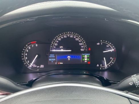 Used 2018 Cadillac XT5 Premium Luxury image 13