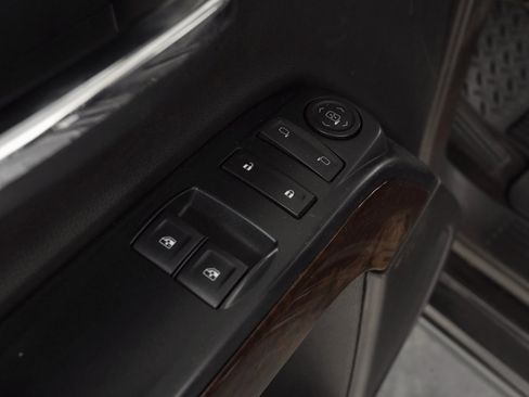 Used 2017 GMC Sierra 1500 SLE image 24