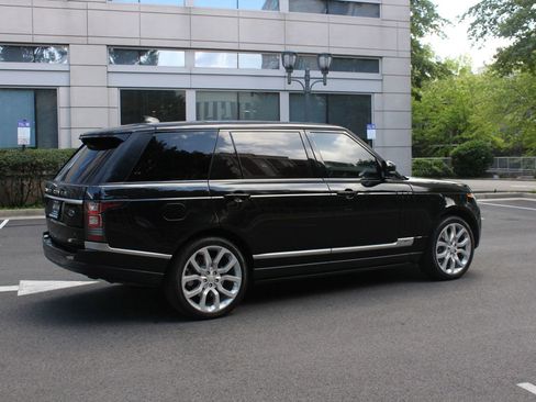 Used 2017 Land Rover Range Rover Long Wheelbase Supercharged image 7
