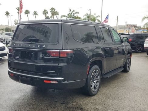 Used 2024 Jeep Wagoneer L Series II w/ Flexible Seating Group image 7