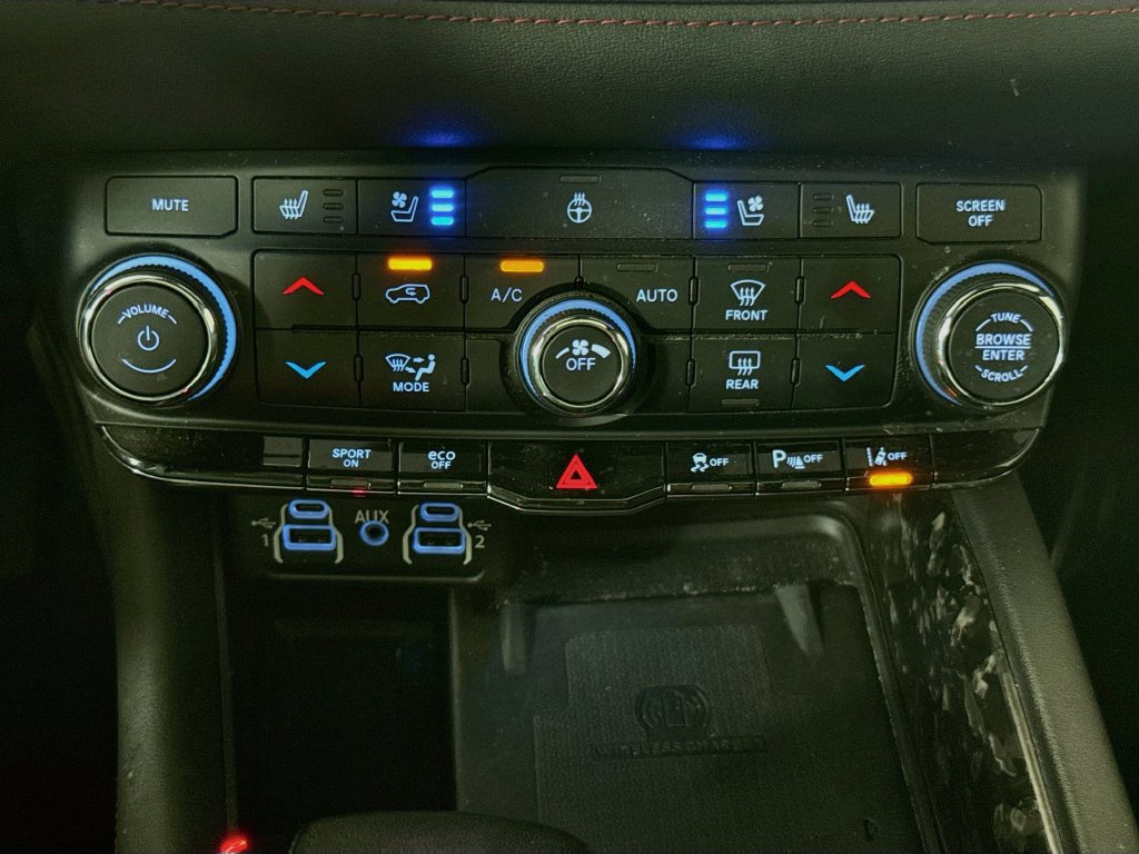 Used 2023 Dodge Durango R/T AWD/4WD image 16