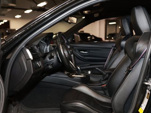 Used 2018 BMW M3 w/ Competition Package image 10