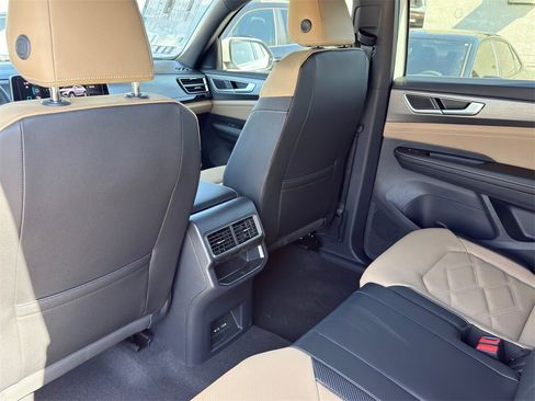 New 2026 Volkswagen Atlas Cross Sport SE image 33