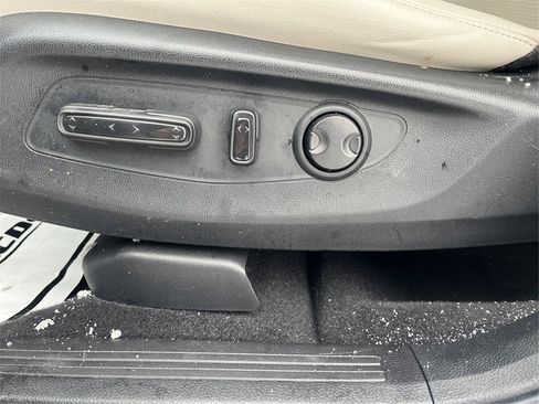 Used 2024 Honda CR-V EX-L image 19