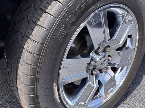 Used 2010 Ford Expedition Eddie Bauer RWD image 32
