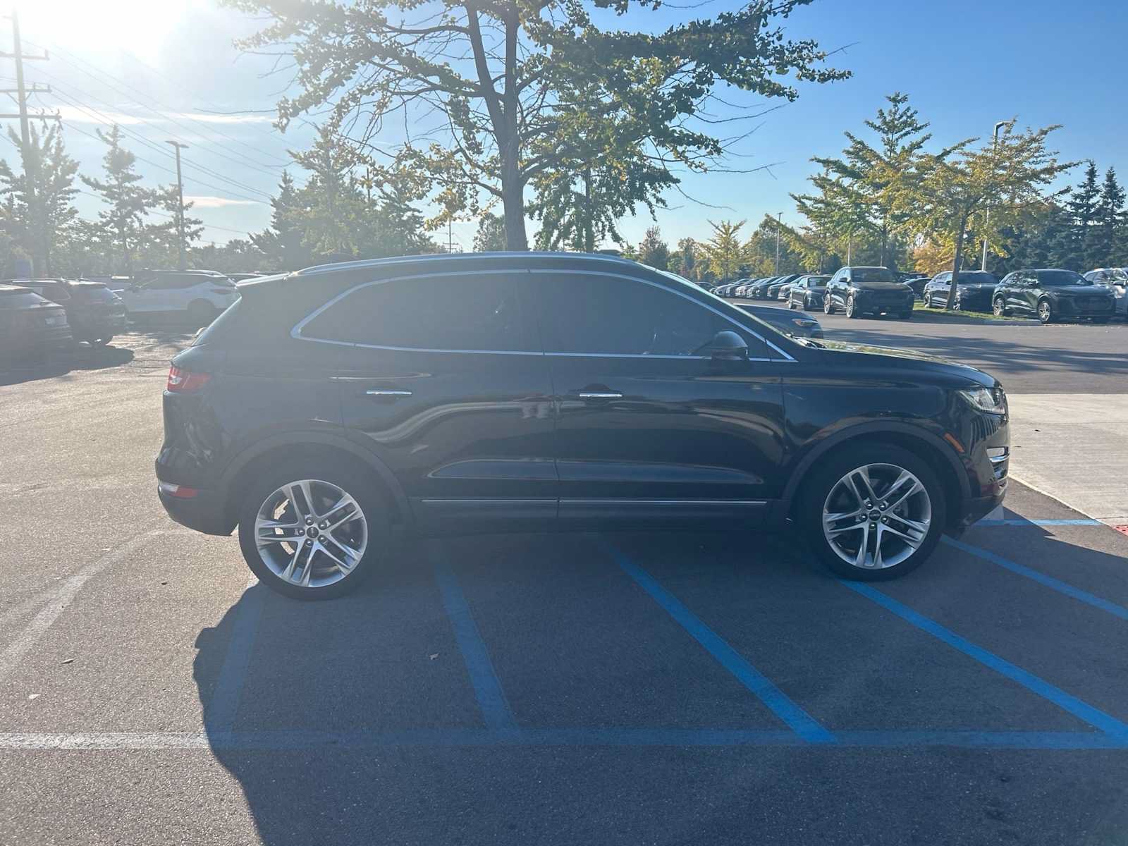 Used 2019 Lincoln MKC Reserve w/ MKC Climate Package AWD/4WD image 5