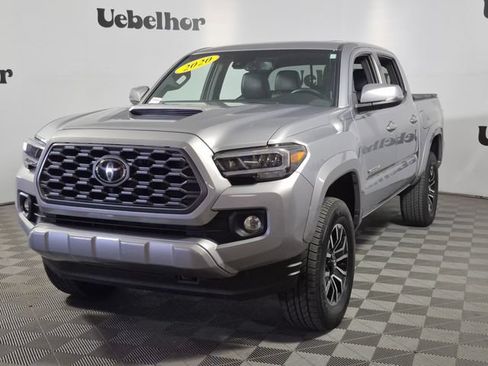 Certified 2020 Toyota Tacoma TRD Sport w/ TRD Premium Sport Package AWD/4WD image 3