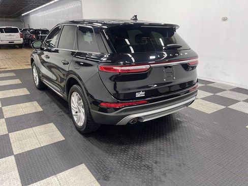 Used 2023 Lincoln Corsair FWD image 2