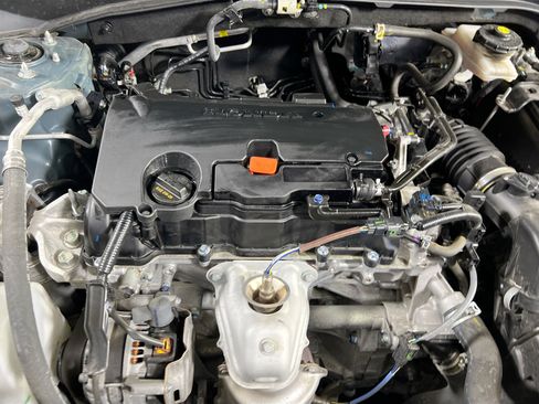 Used 2024 Honda HR-V LX image 27