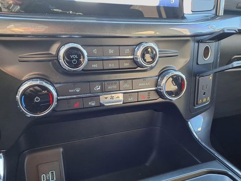 Used 2022 Ford F150 XLT w/ Equipment Group 302A High image 18